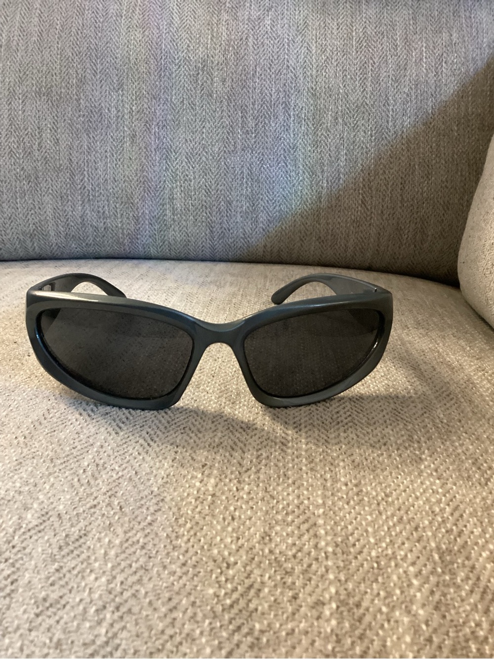 Women’s Black Polarized Wrap Sunglasses